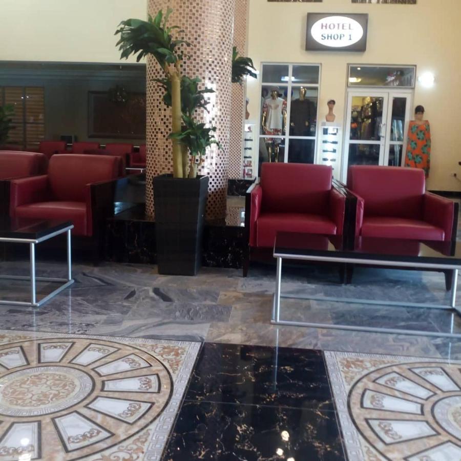Conference Hotel , 아베오쿠타 외부 사진