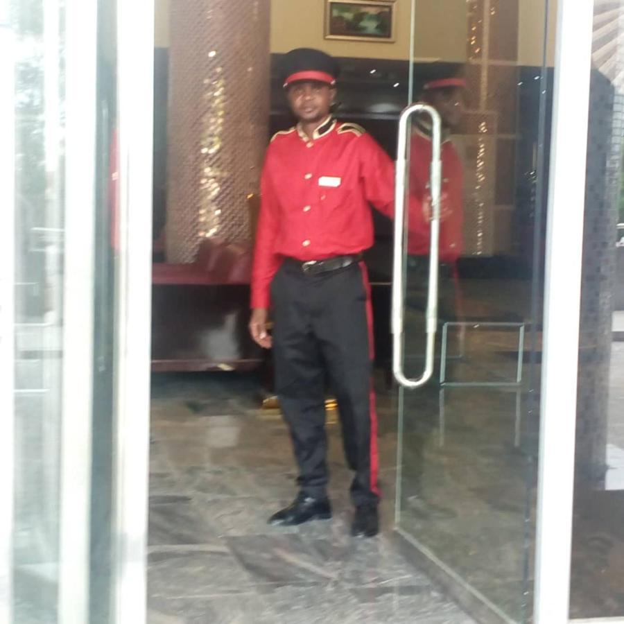 Conference Hotel , 아베오쿠타 외부 사진