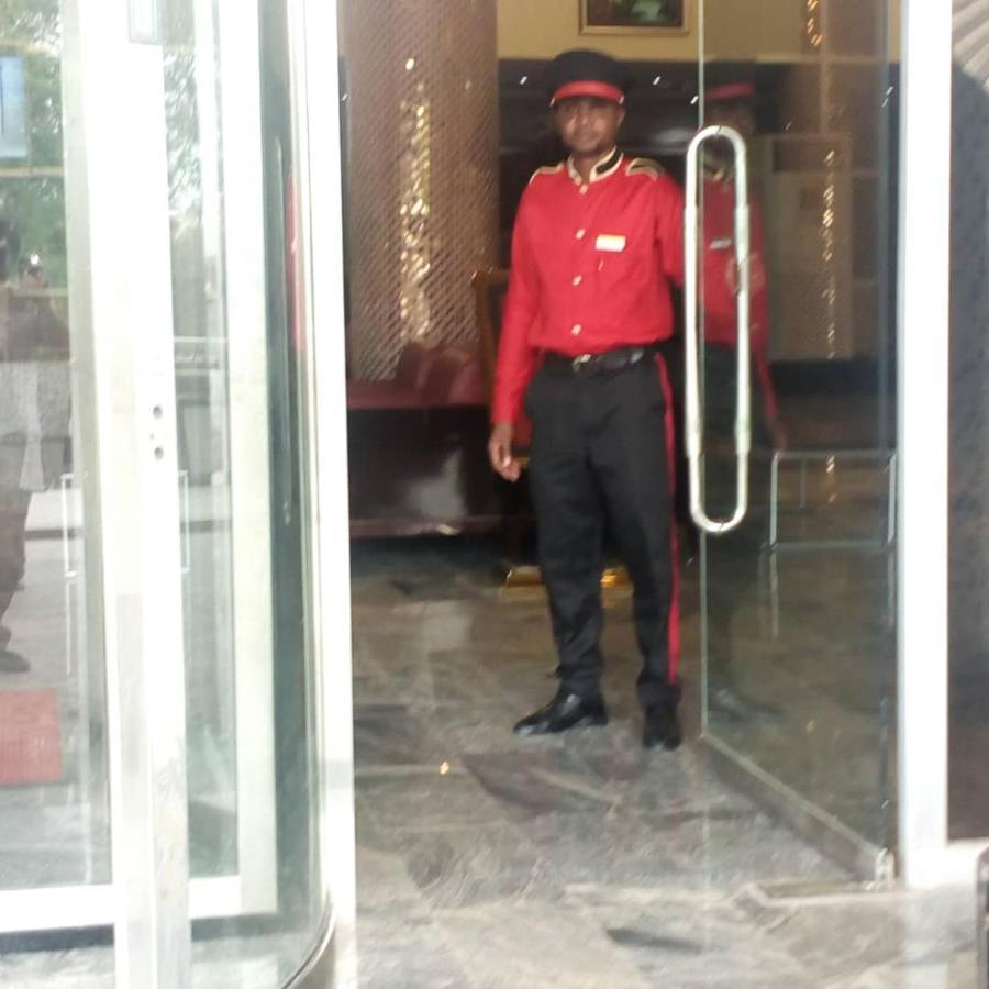 Conference Hotel , 아베오쿠타 외부 사진