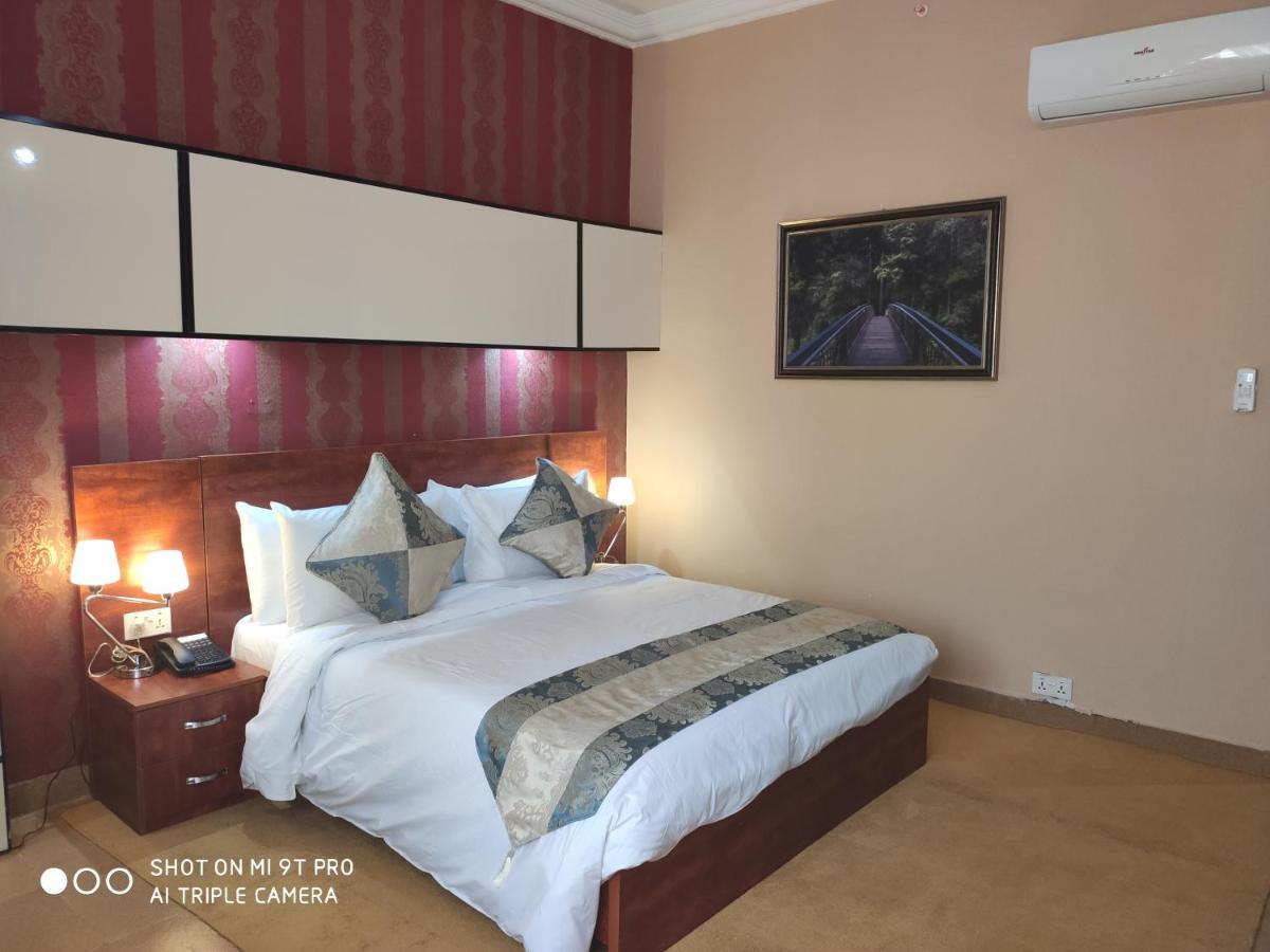 Conference Hotel , 아베오쿠타 외부 사진