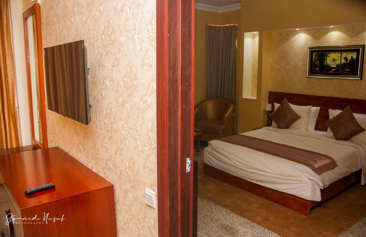 Conference Hotel , 아베오쿠타 외부 사진