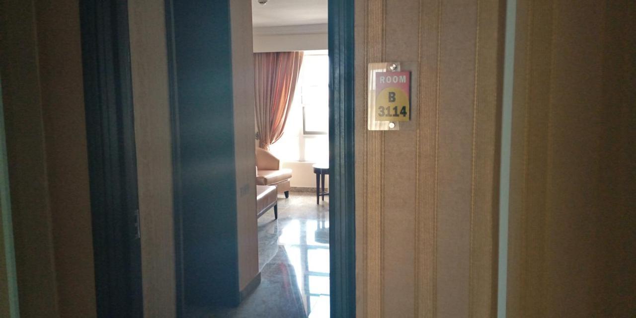 Conference Hotel , 아베오쿠타 외부 사진